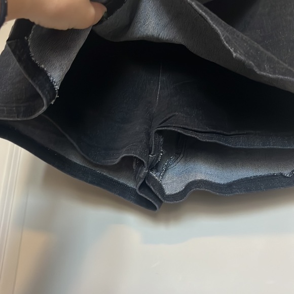 Black asymmetric skort! Back zipper. No longer fits me. - Picture 2 of 5